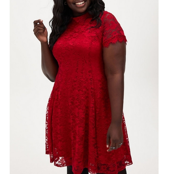 Red mock neck lace dress - Picture 3 of 4